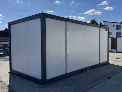 Bureau de chantier 17 m² avec volets roulants_