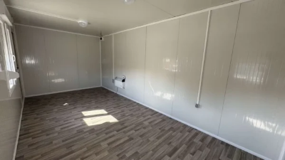 Bureau de chantier 17 m² avec volets roulants_4