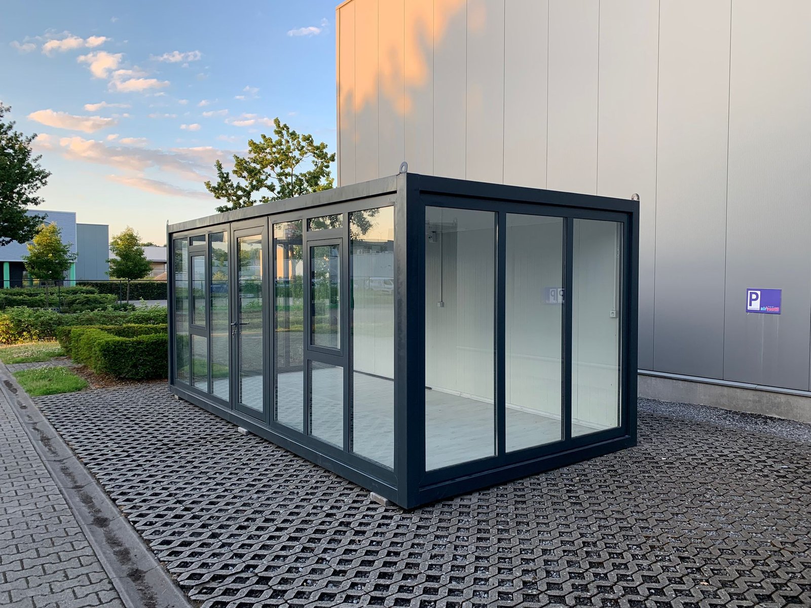 Bureau Modulaire 18 m² avec Façade Vitrée 4 Bureau Modulaire 18 m² avec Façade Vitrée