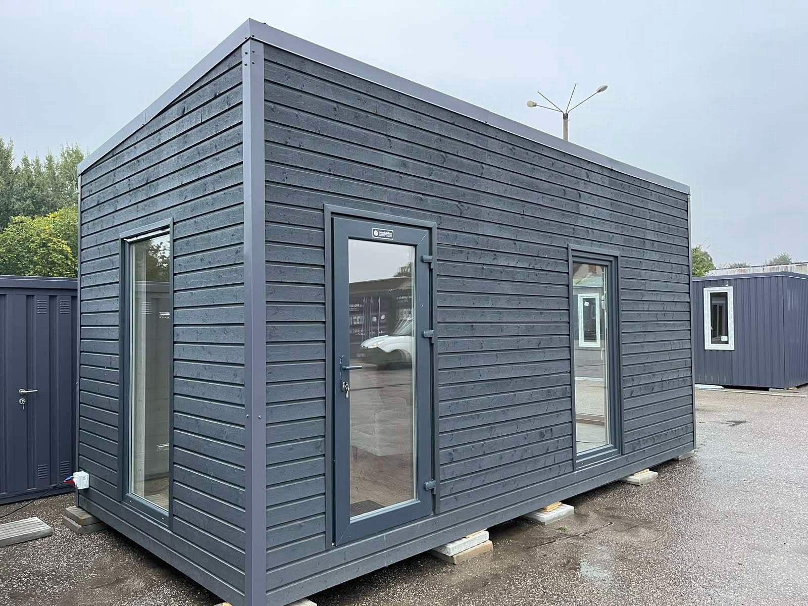 Studio Modulaire 18 m² Isolé Bardage Bois Anthracite 1 Studio Modulaire 18 m² Isolé Bardage Bois Anthracite